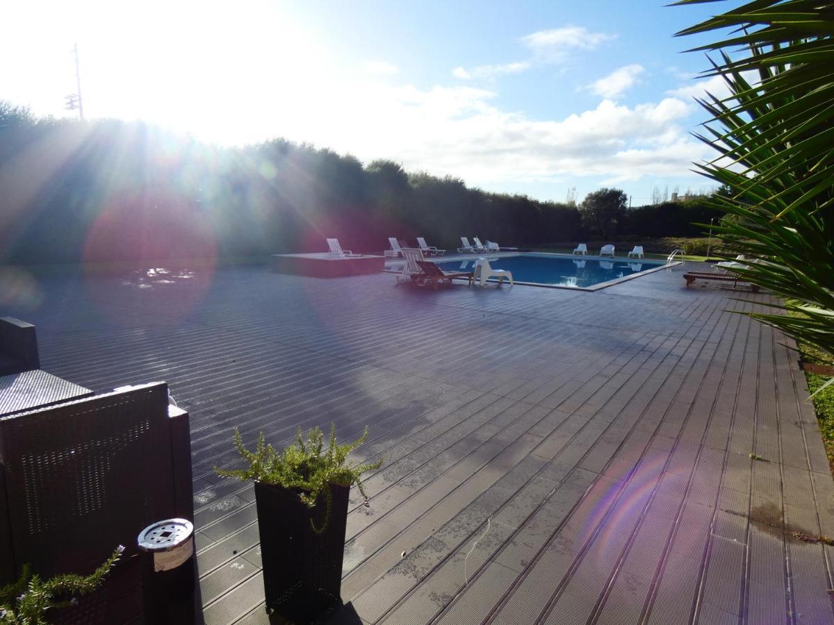 Hotel Vila D'โอบิดอส ภายนอก รูปภาพ