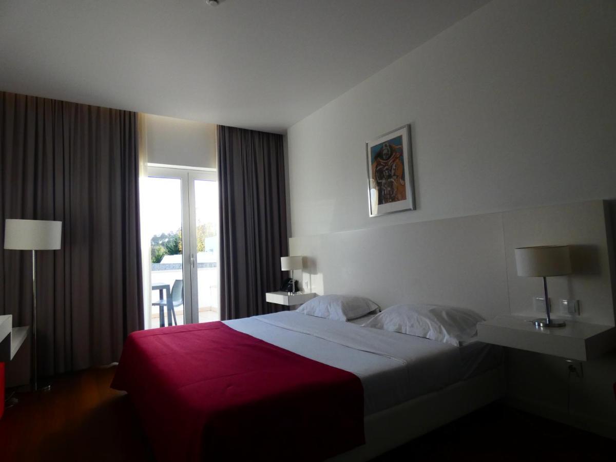 Hotel Vila D'โอบิดอส ภายนอก รูปภาพ